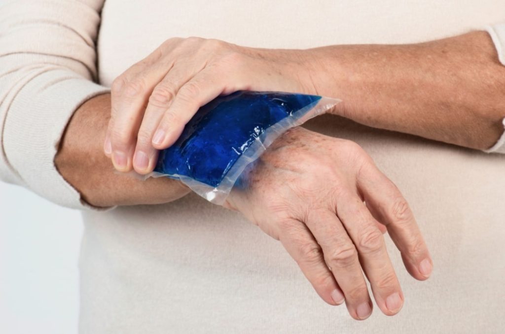 cold therapy compress