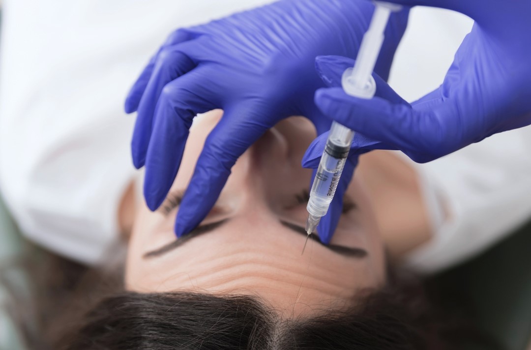 woman receiving anti-wrinkle treatment