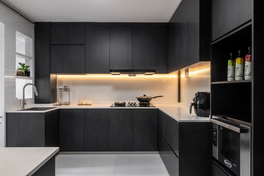 black themed kitchen design